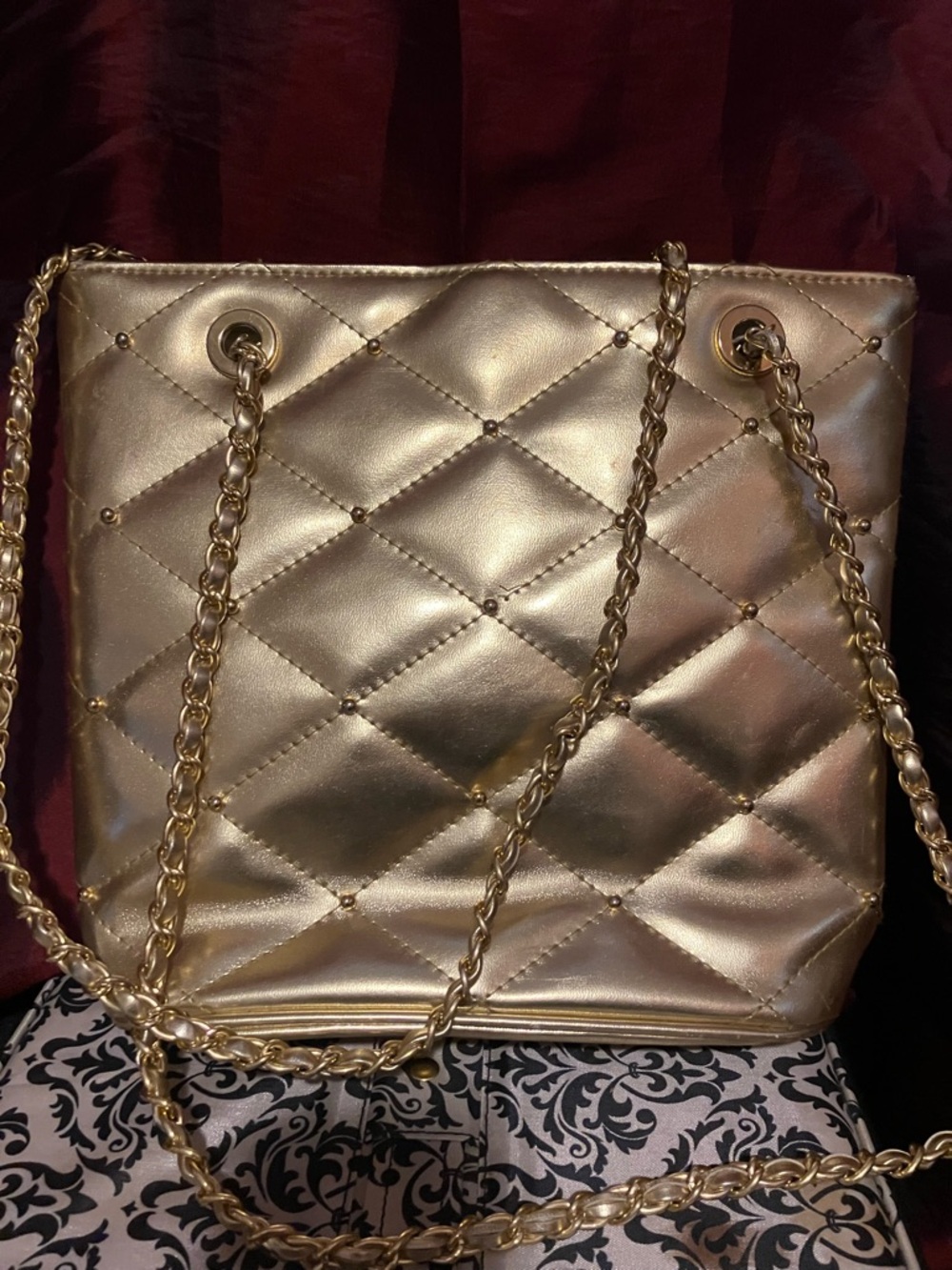 New Y & S Quilted Metallic Chain-Handle Shoulder Bag So Stunning